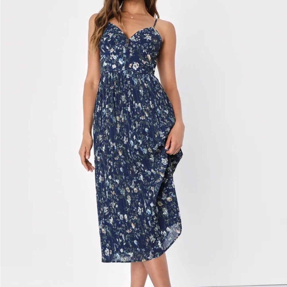 Lulus Poise and Perfection Navy Floral Print Pleated Midi Dress